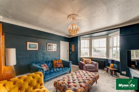 407 Aberford Road-1026L.jpg