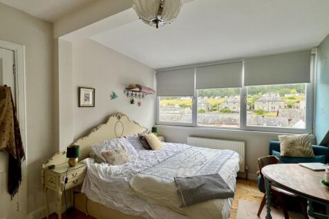 3 Mews Lane, Kirkcudbright - Williamson and Henry