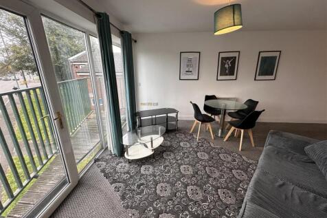 Plymouth Point, Birch Lane, Manchester photo 3