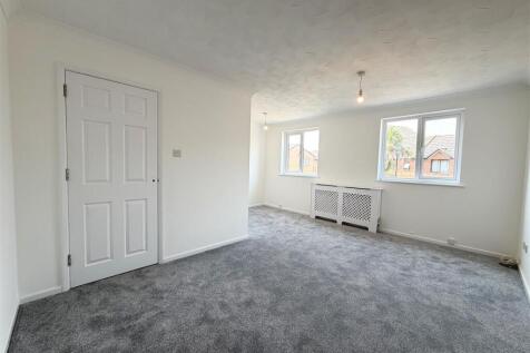 Sitting Room - 1st Floor