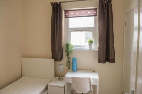 Colum Road (Rooms), Cathays, Cardiff photo 5