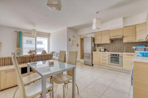 Kitchen, Dining Area