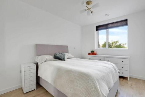 03-f9e5JHPropWorld - 14 Percy Mansions - 32-medium