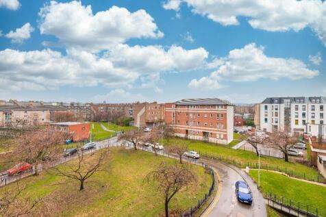 Westfield Court, Gorgie, Edinburgh, EH11 photo 3