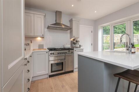 32 - 6 North Light Place BD22 8FD.jpg