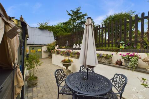 CAM02127G0-PR0167-STILL019