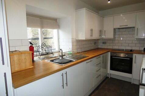 Knowls Lane, Oldham, Greater Manchester, OL4 photo 4