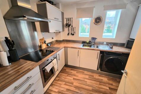 14 Edna Bowley Court, Market Harborough, Leicestershire, LE16 photo 3