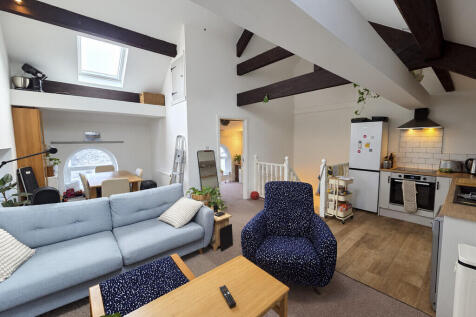 Living area2
