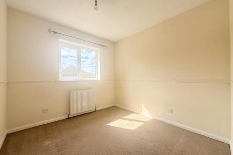 Heron Close, Biggleswade, Central Bedfordshire photo 4