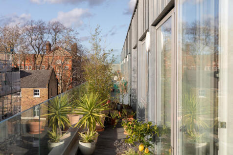 323035 - RF-SPURSTOWE-TERRACE-18.jpg