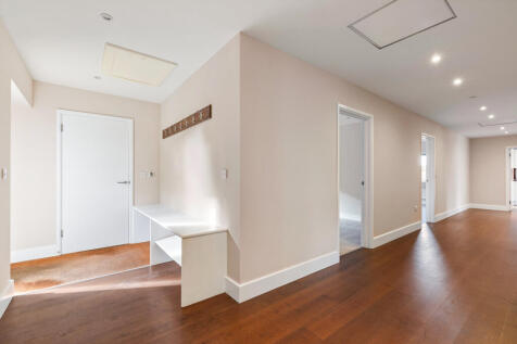 Hallway - Pool House