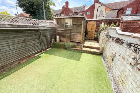 REAR COURTYARD