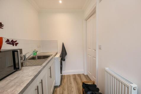 tlc_ef6e81e8-9304-47c6-84a7-7339f6aefc40_2d7d54f.j