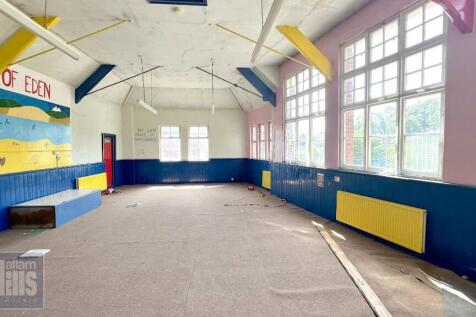 Commercial Property to rent Image 4
