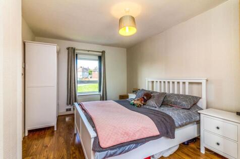 Deerlands Mount, Sheffield, S5 photo 4