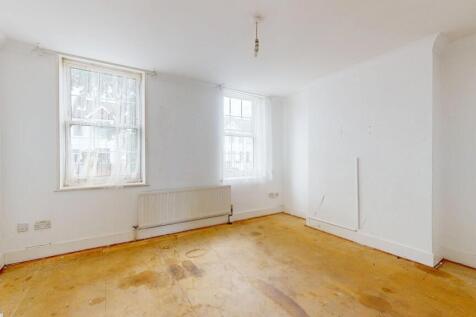 50 Cleverly Estate, Wormholt Road, Shepherds Bush, London, W12 0LY