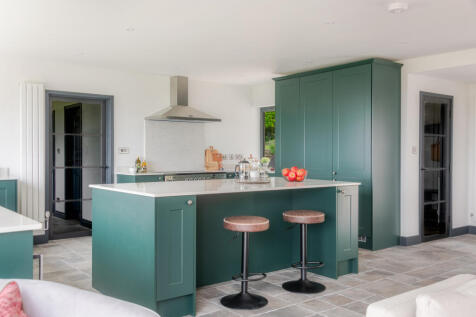 Open Plan Kitchen / Dining Room