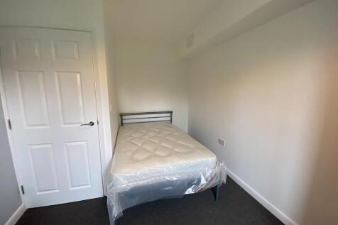 Russell Aton Court,Civic Way, Swadlincote, Derbyshire photo 5