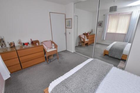 5 Eastham Mews (13).jpg