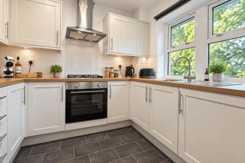 Apartment 17 Elmete Grange, Menston, Ilkley, LS29 6LA photo 2