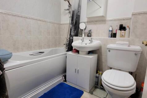 Bathroom.jpg