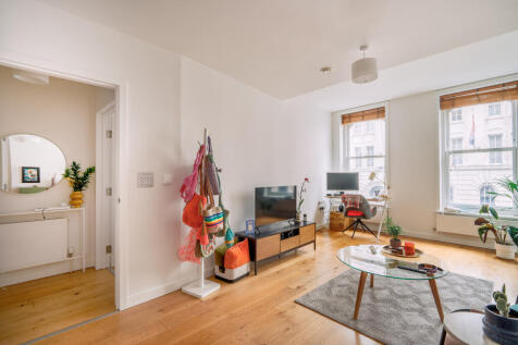 Great_Marlborough_Street_04 (1)