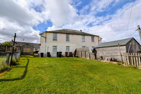 Garden 2 63 Car Rd Cumnock