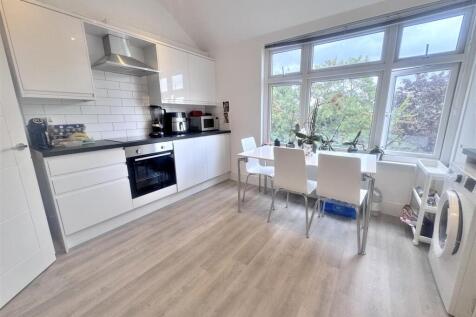 Windmill Hill, Enfield, Middlesex photo 3
