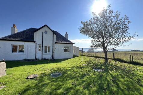 4 bed, 2 bath Detached in Liverpool - Photo 20