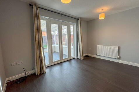 Selway Drive, Bury St. Edmunds photo 4