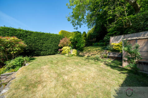 31 Campbell Avenue-56