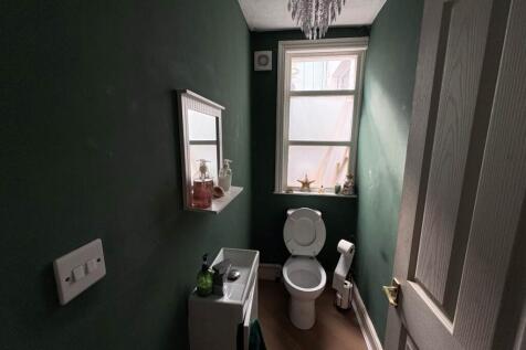 Moorland Road, Weston-super-Mare, North Somerset photo 3