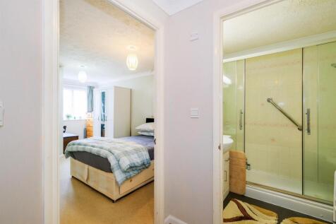 Kingswood Court-4_web.jpg