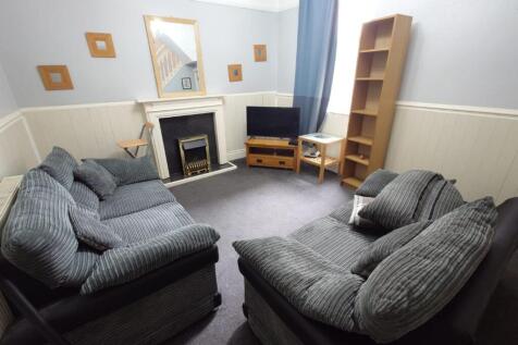 4-bed semi-detached on Holland Street, Fairfield, £477/mo