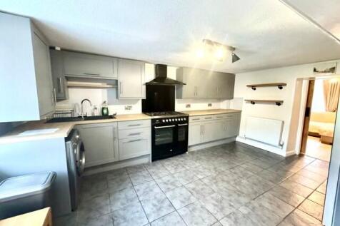Chapel Street Shafton S72 photo 3