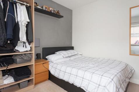 BEDROOM 4 FRONT