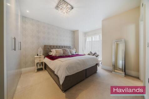 Wellston Crescent-16.jpg