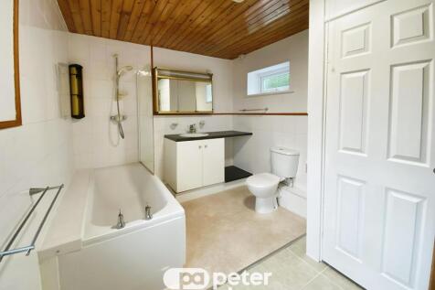 Vine Court, Herefore Road photo 5