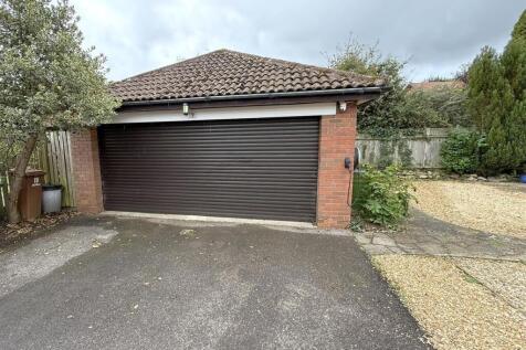 Double Garage