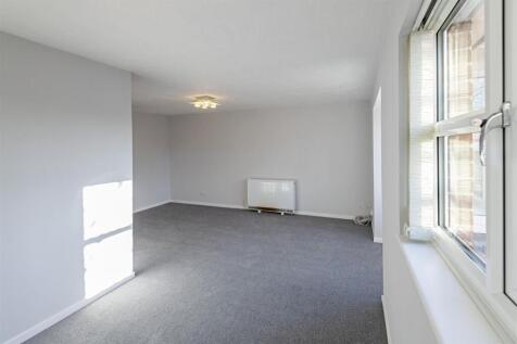 23 Holm Court 07.jpg