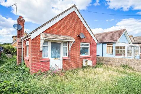 OUTSIDE FRONT GARDEN