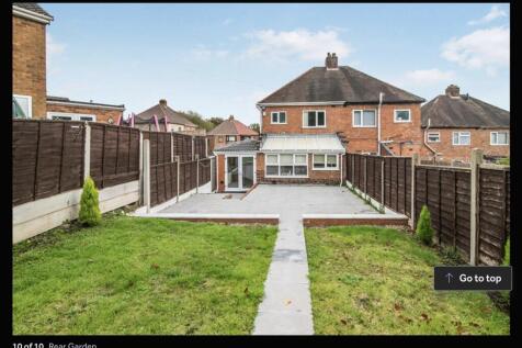 Back garden and shed 