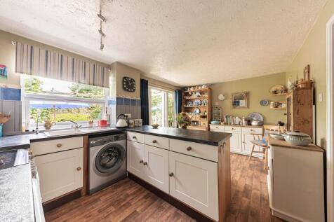 Kitchen/Dining Room (1)