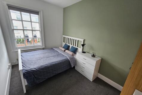 77 Clarendon Street, Leamington Spa photo 4