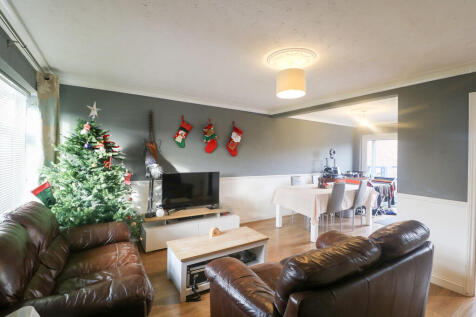 Dining/Living Roo...