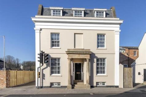 77 St Georges Place-001.jpg