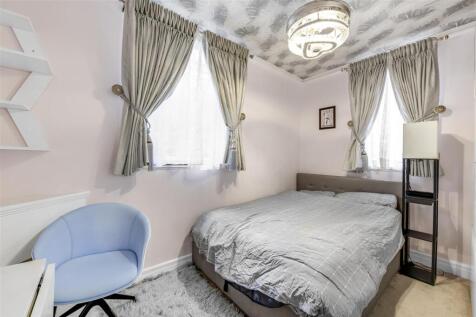 Wildcroft Road, SW15 photo 4