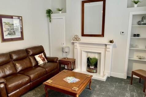 Lounge 3