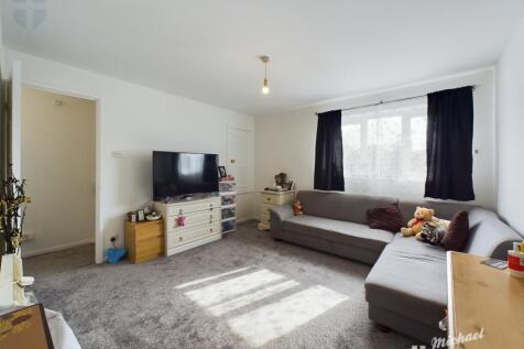 CAM02538G0-PR0064-STILL007